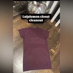 Lululemon marl purple workout tee 🏋️